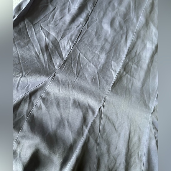 Beautiful Eileen Fisher Lavender 100% Silk skirt | Sz Small - Picture 4 of 5